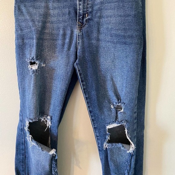 We The Free Women's Distressed Ripped High Rise Jeans - Picture 2 of 9